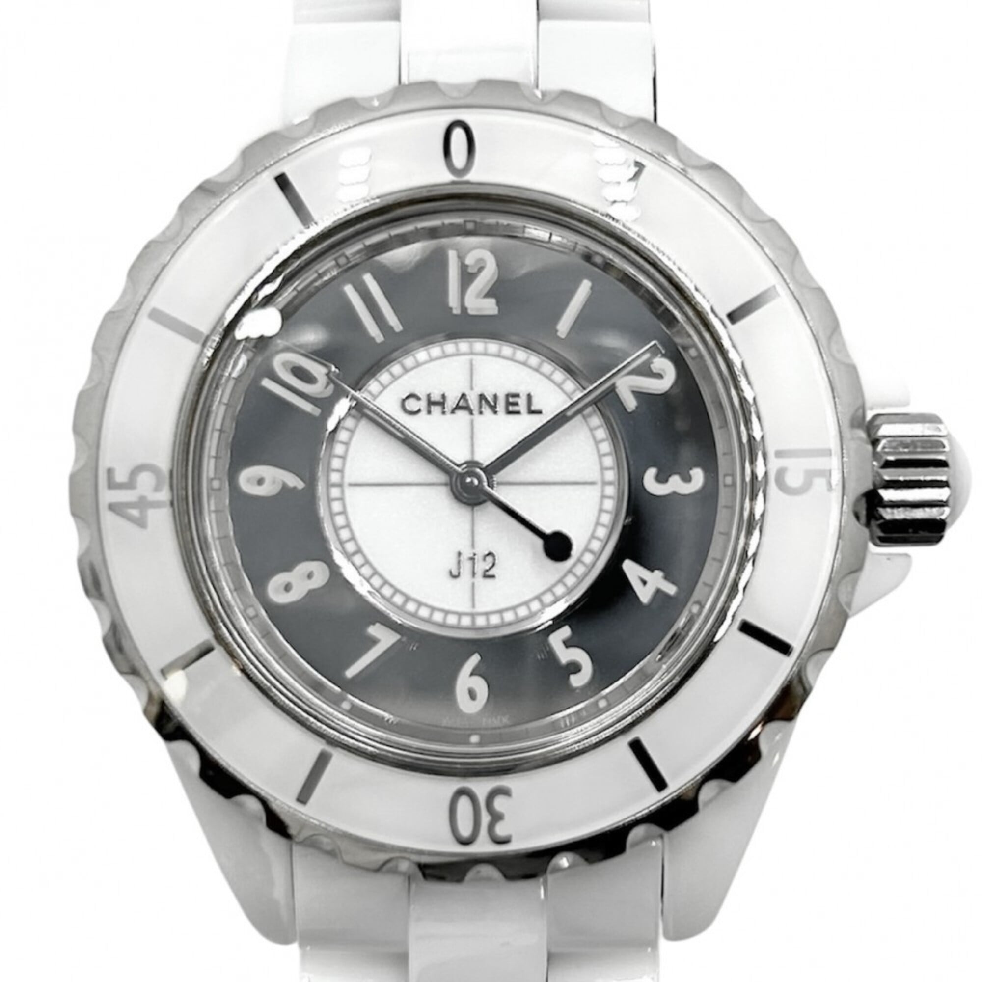 2000_0aa1a82e-43cf-4110-a56a-809eba085791.jpg Chanel J12 Mirror 33mm White Dial Quartz Ceramic H4861 - Image 1