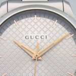 Gucci G-Timeless 126.4 SS Diamante Men's Watch GUCCI - Image 9
